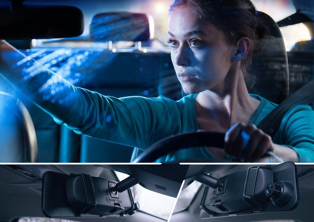 Wideorejestrator Xblitz Mirror View - kobieta w samochodzie